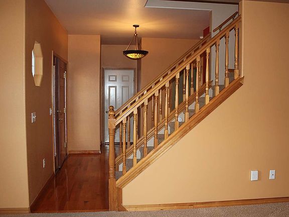 3rd image of 3725 Jack Dr