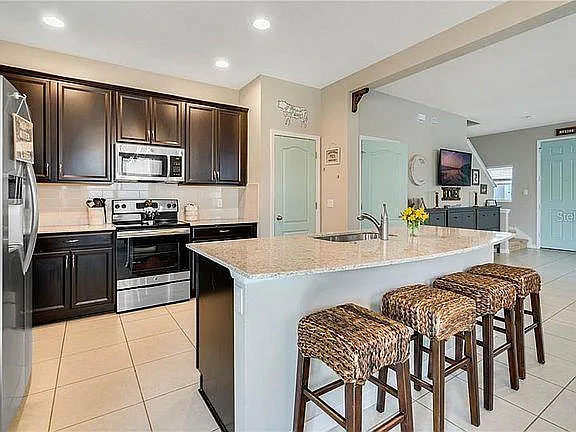 14801 Magnolia Ridge Loop — Photo 4