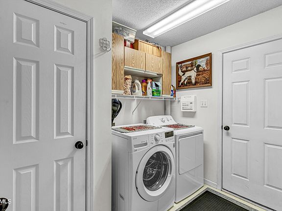4th image of 704 Shane Dr