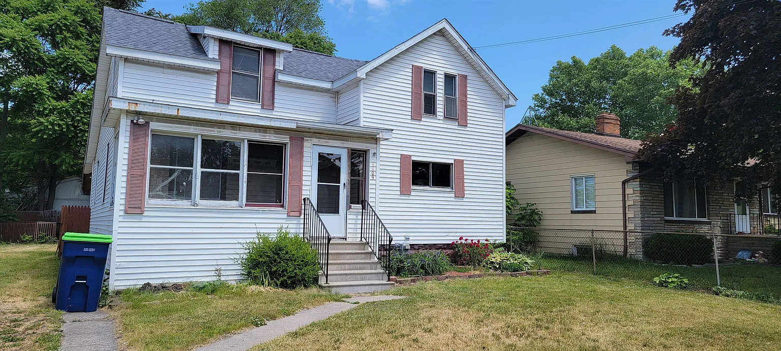 1109 Leng St photo 1