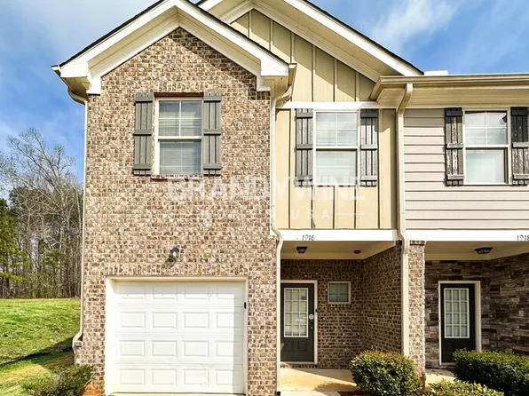 1916 Old Dogwood, Jonesboro, GA 30238