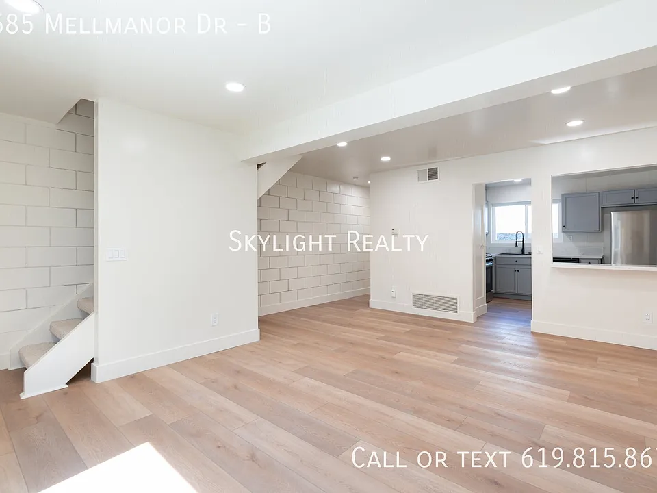 8685 Mellmanor Dr #B