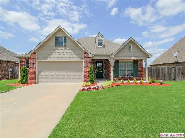 13606 S Owasso Pl, Glenpool, OK 74033