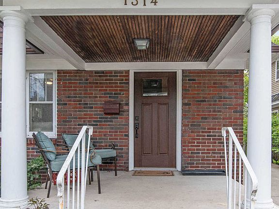 2nd image of 1314 Calvin Ave SE