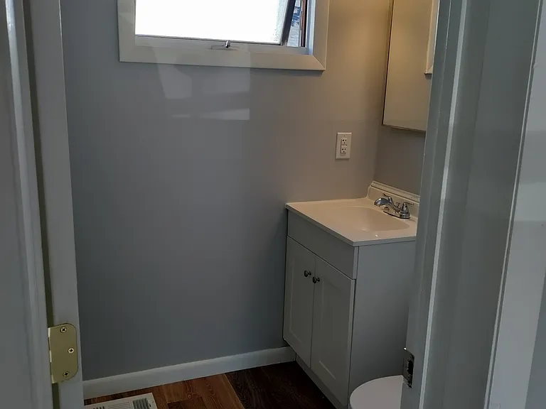 164 Elm St #1 — Photo 3