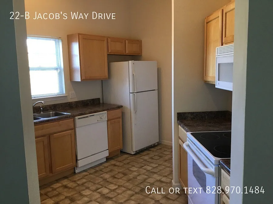 Town Home at Clear Creek Landing!! — Photo 4