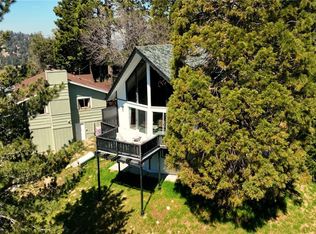 24833 Matterhorn Ct, Crestline, CA 92325