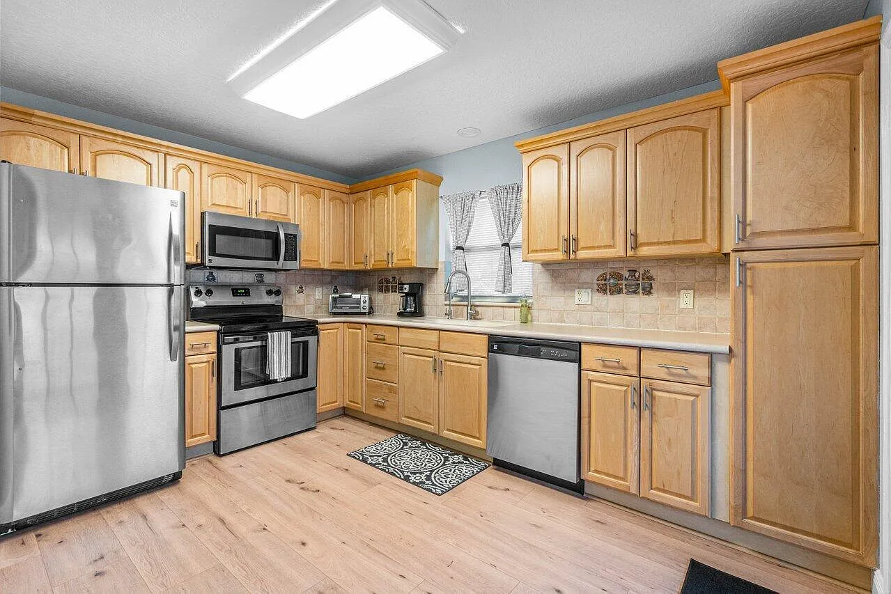 1 bed, 1.0 bath, 900 sqft, $2,000 — Photo 3