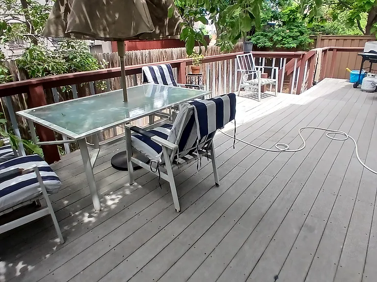 1201 S Akron Way — Photo 26