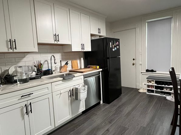 40 Grove St #40