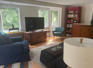 1140 SW Upland Dr, Portland, OR 97221