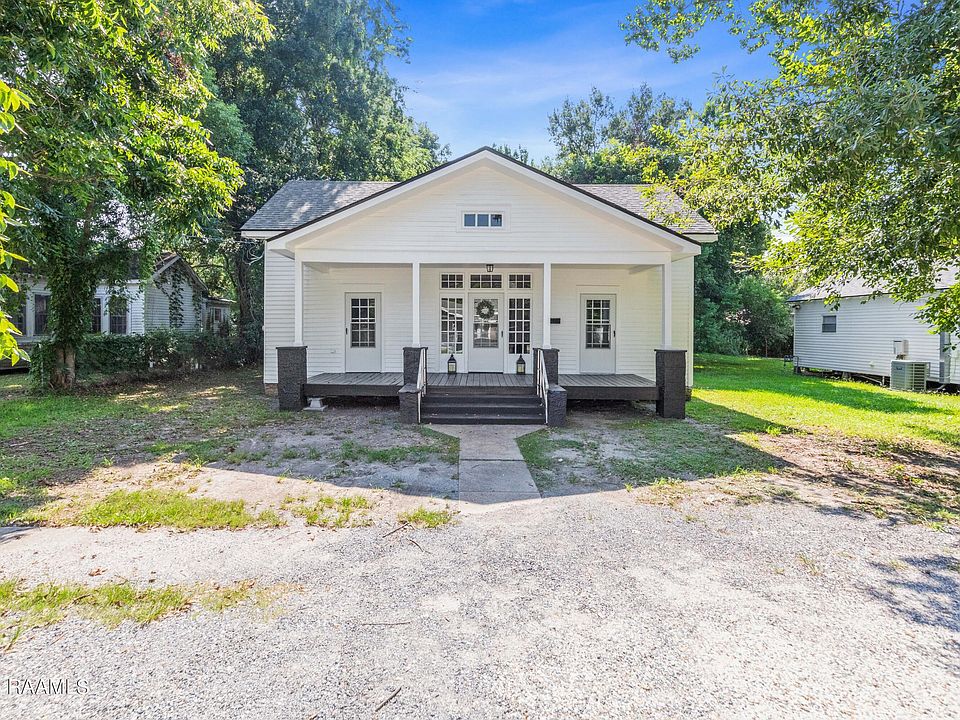 1st image of 307 S Guegnon St
