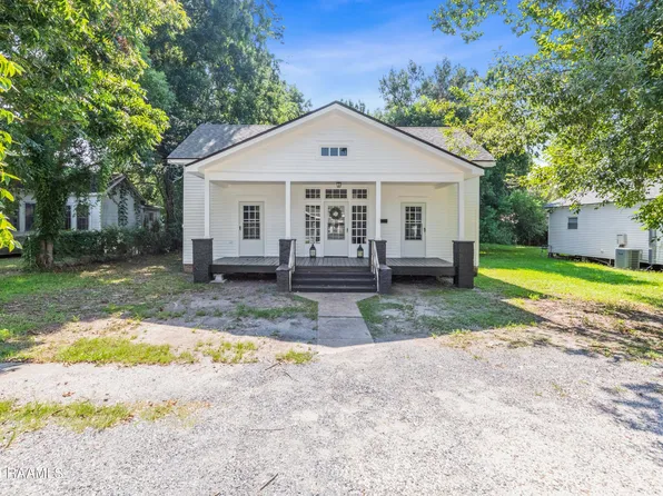 307 S Guegnon St, Abbeville, LA 70510