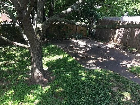 5th image of 6740 Palmetto St