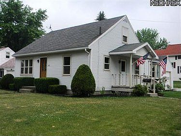 1st image of 215 South St