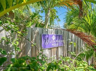 1009 NE 23rd Dr, Wilton Manors, FL 33305