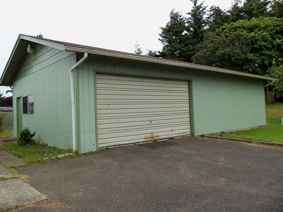 2nd image of 91738 Cape Arago Hwy