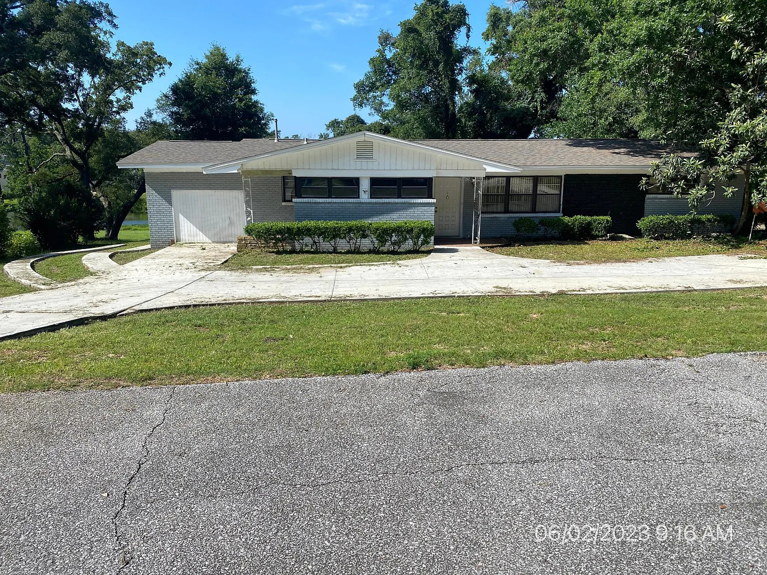 3285 Idlewood Dr — Photo 4