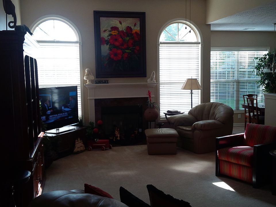 2nd image of 708 Maidencane Dr