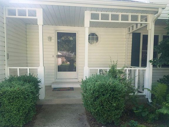 2nd image of 58573 Ox Bow Dr