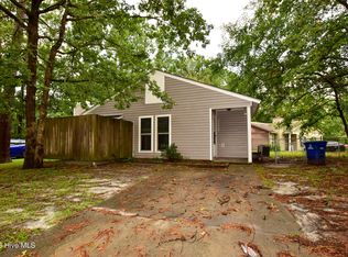 103 Twinwood Dr, Jacksonville, NC 28546