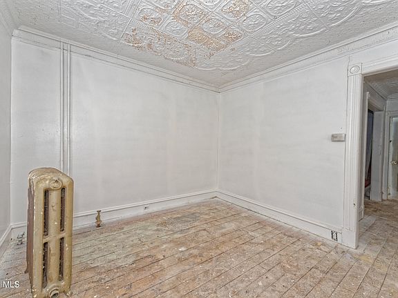 4th image of 6 Mason Street