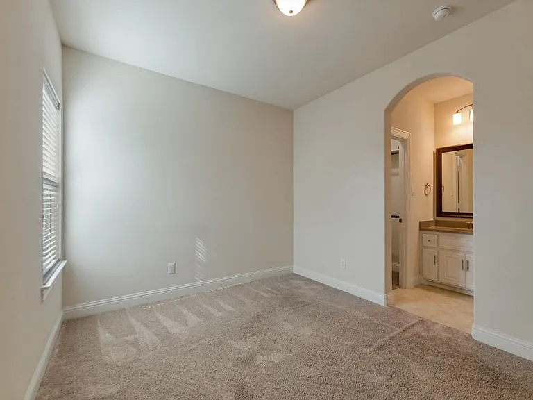 3004 Deansbrook Dr — Photo 7