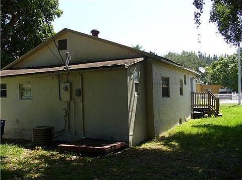 4th image of 15820 NW 37th Pl