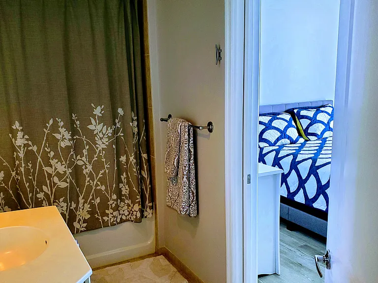 Second Bedroom ensuite Bath