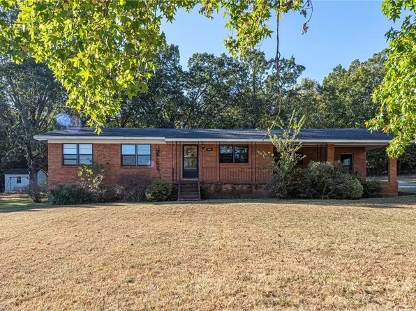 673 W Wilson St, Fayetteville, AR 72701