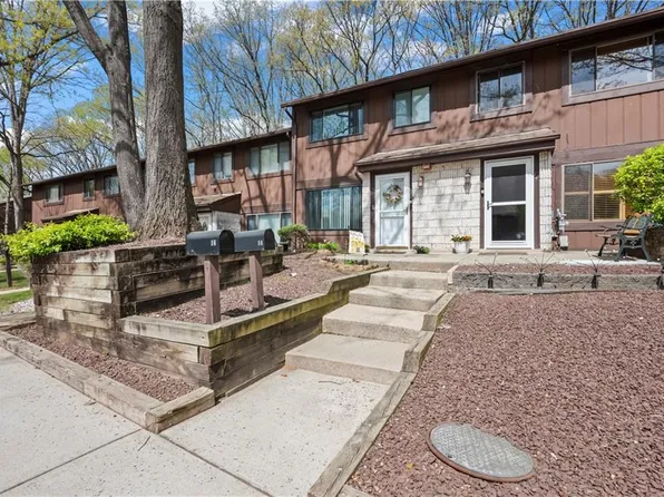 16 Rumson Road 51E image 3 of 24