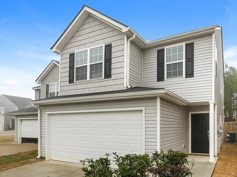 42 Everett Cir — Photo 4
