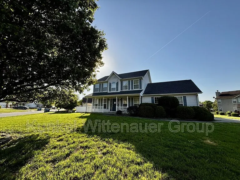 720 Cedar Mill Dr — Photo 1