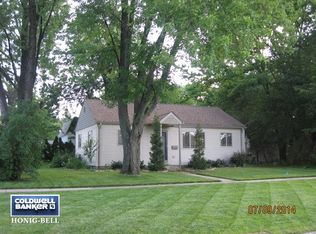 431 E 10th St, Lockport, IL 60441