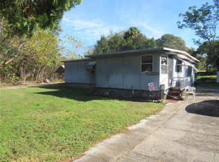 13023 SE 109th Ter, Ocklawaha, FL 32179