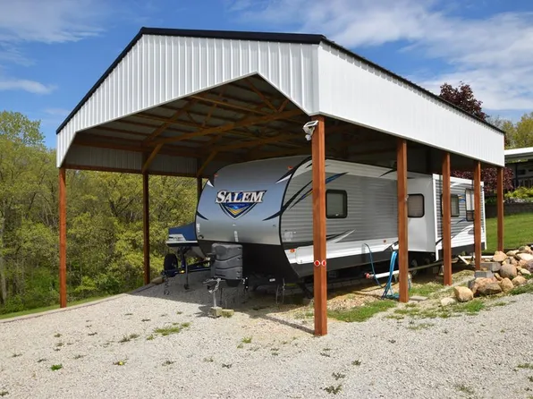 17316 Meadow Lark Ct, Unionville, MO 63565