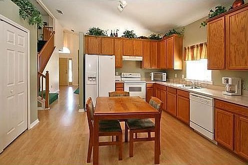 5th image of 1700 Ashland Trl