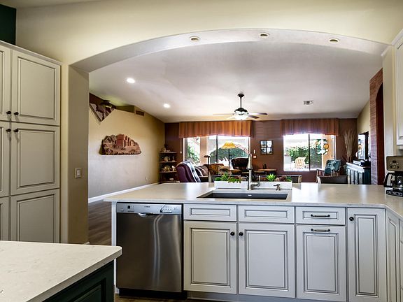 5th image of 62229 E Redwood Dr