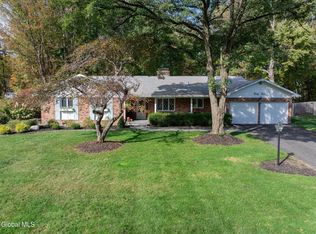 41 Thorndale Rd, Slingerlands, NY 12159