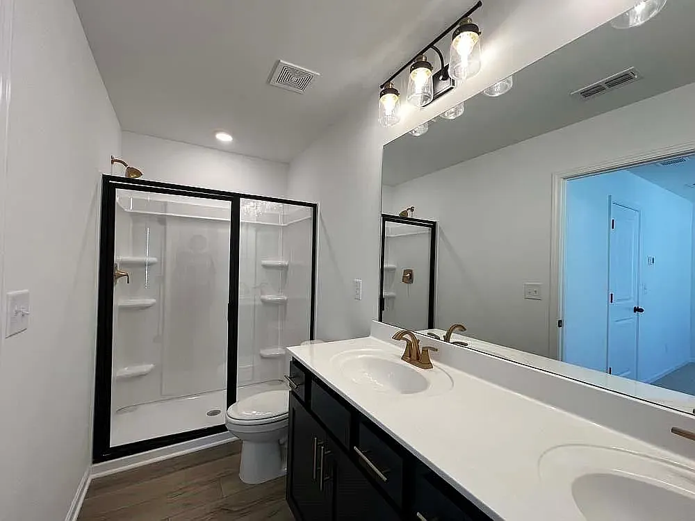 3 bed, 2.5 bath, 1507 sqft, $2,200 — Photo 4
