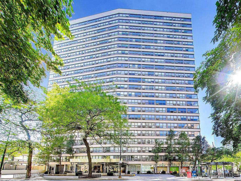 1st image of 2930 N Sheridan Rd APT 1205