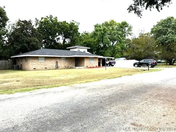 403 Washington St, Marietta, OK 73448