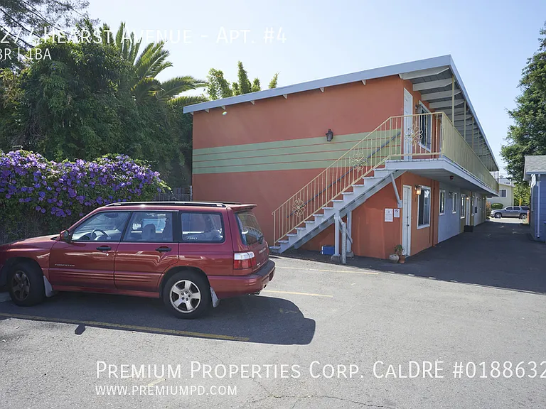 1277 Hearst Ave #4 — Photo 12