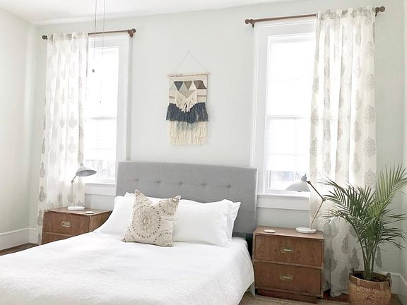 Queen bed with memory foam mattress.