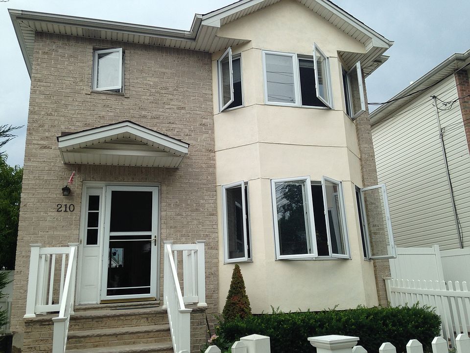 1st image of 210 Union Ave