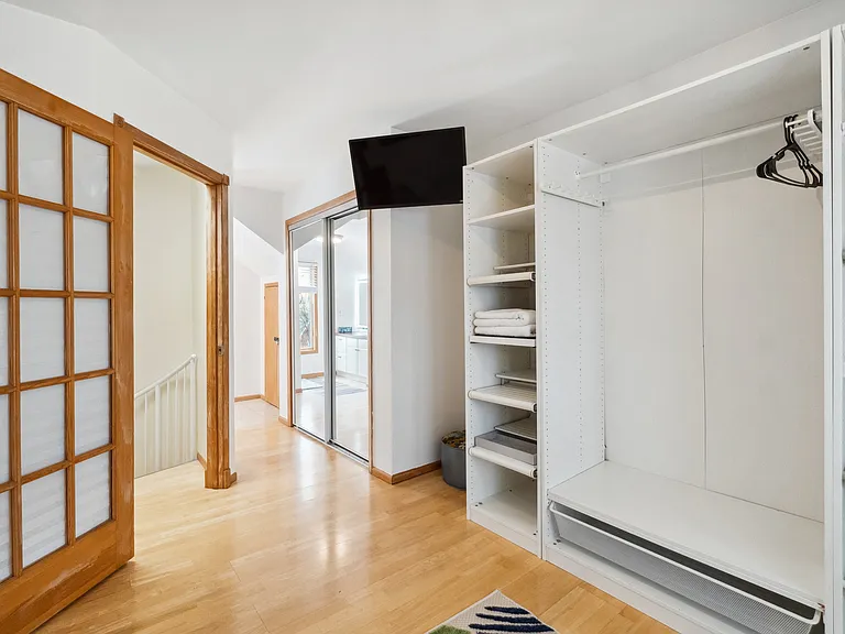 42 Ella St — Photo 9