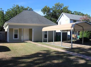 515 Morton Ave, Palacios, TX 77465