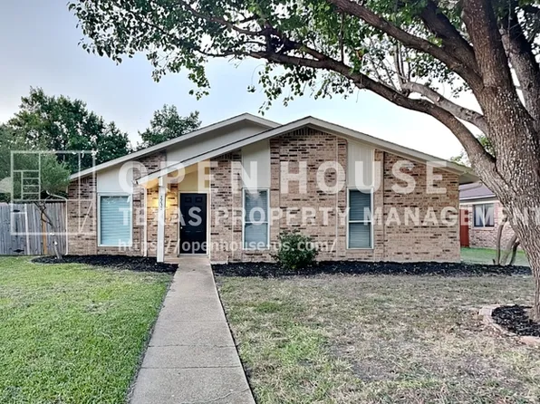 2732 Cancun Ln, Dallas, TX 75287