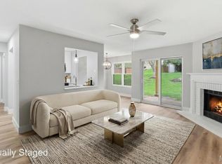1209 Lofty Point Dr APT A, Ballwin, MO 63021