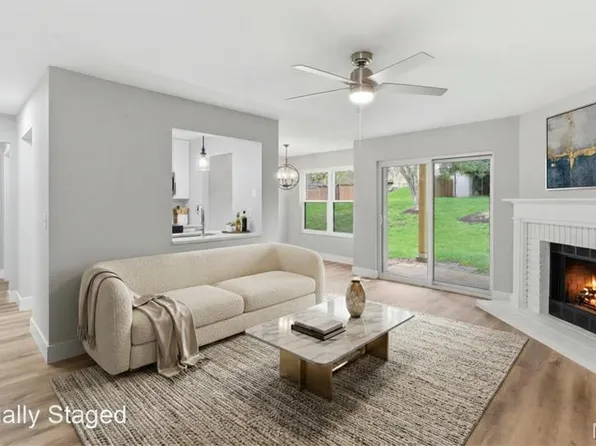 1209 Lofty Point Dr APT A, Ballwin, MO 63021